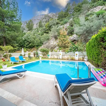 Floransa Icmeler 빌라 *