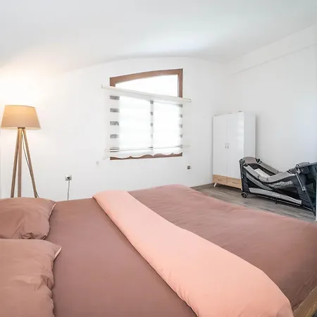 Floransa Icmeler 빌라 말마리스