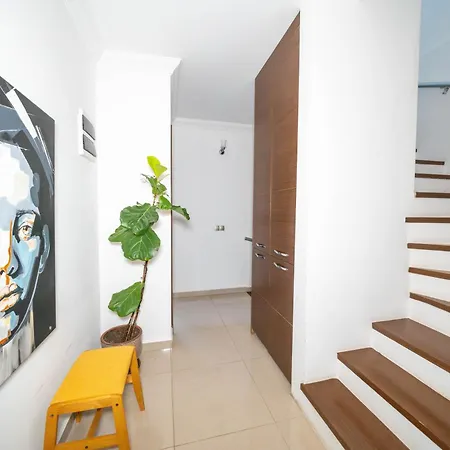 Floransa Icmeler 빌라 말마리스