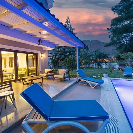 Floransa Icmeler 빌라 말마리스