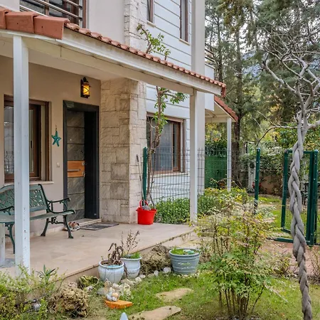 Floransa Icmeler 빌라 *